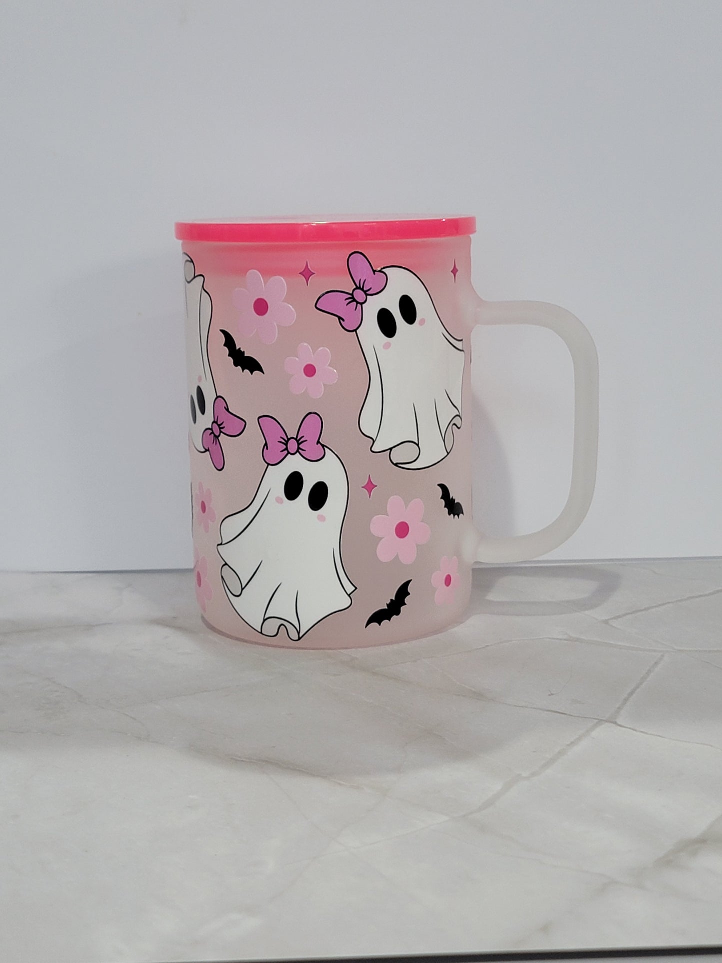 Cute Halloween Ghost Cup with Pink Lid – 15 oz Spooky Girl Mug – Kawaii Ghost Tumbler – Perfect Halloween Gift for Her